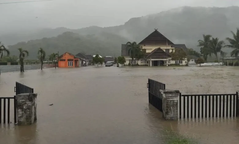 Banjir di Maluk KSB
