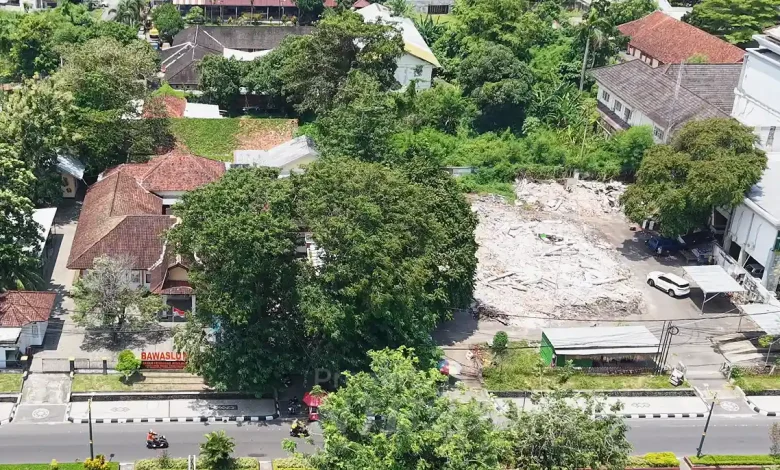 Potret Udara Gedung Wanita dan Kantor Bawaslu NTB di Jalan Udayana, Kota Mataram.