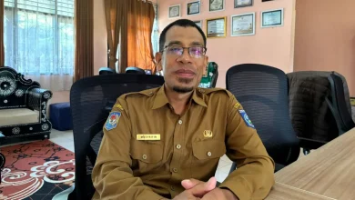 Kepala SMAN 1 Gunungsari Musyrifin