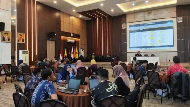 Suasana acara workshop pengisian Tracer Study 2025 (IKU 1) di Ruang Sidang Senat Unram pada Rabu, 18 Februari 2026.