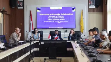 Kegiatan diskusi kolaborasi Unram, Tara Ocean Foundation, dan French Embassy for Indonesia pada Kamis, 19 Februari 2026.