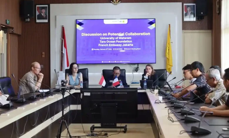 Kegiatan diskusi kolaborasi Unram, Tara Ocean Foundation, dan French Embassy for Indonesia pada Kamis, 19 Februari 2026.