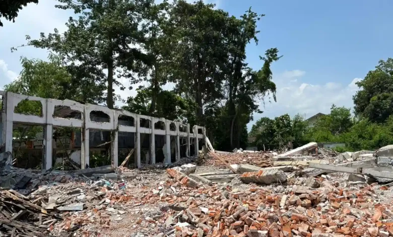 Potret Gedung Wanita yang sudah rata dengan tanah di Jalan Udayana, Kota Mataram.