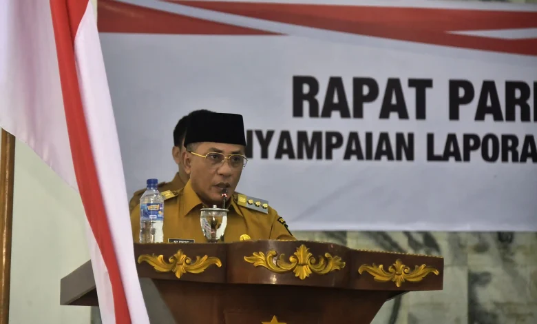 Bupati Kabupaten Bima, Ady Mahyudi saat Rapat Paripurna Ke-2 DPRD Kabupaten Bima Masa Sidang 1 Tahun 2026 pada Senin, 30 Maret 2026.