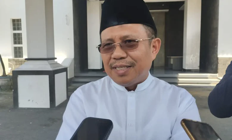 Bupati Lombok Barat Lalu Ahmad Zaini Pemkab Kampung Nelayan Merah Putih