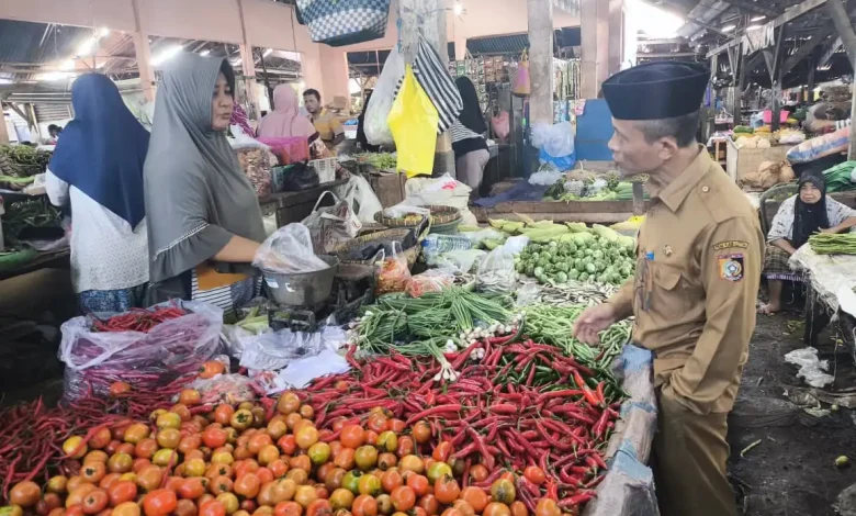 Kepala Dinas Perdagangan Lombok Timur Hadi Fathurrahman