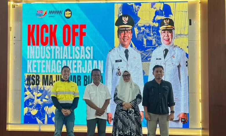 Pemerintah KSB Resmi Luncurkan Program Beasiswa UT School