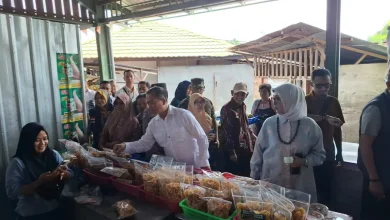 Gubernur Iqbal Sidak Pasar Brang Biji