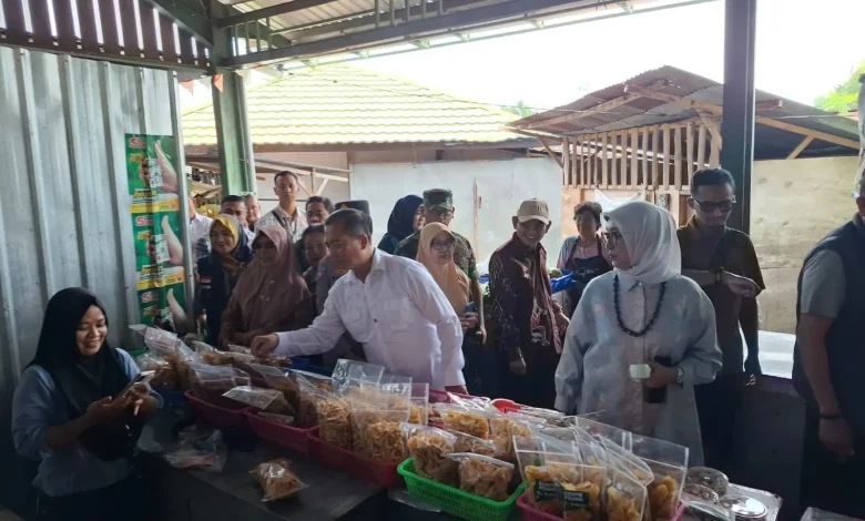 Gubernur Iqbal Sidak Pasar Brang Biji