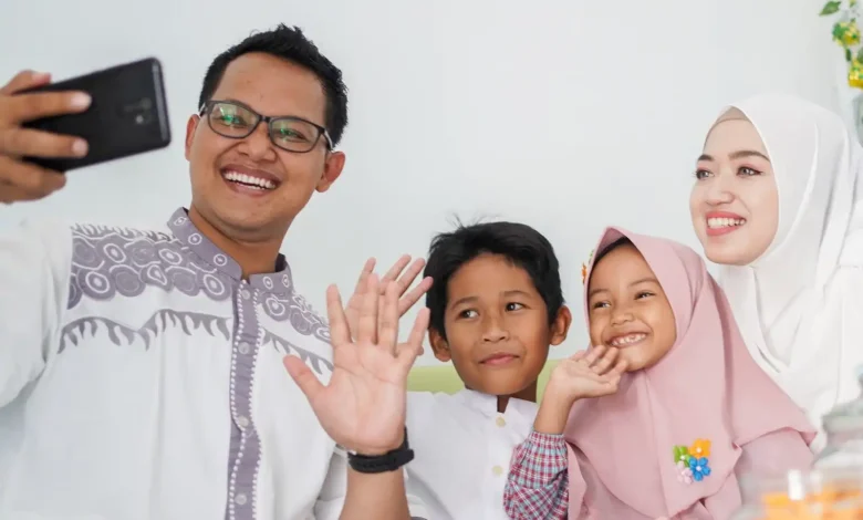 Ilustrasi kegiatan saat tidak bisa mudik Lebaran