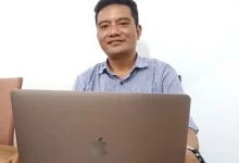 Rektor Universitas Gunung Rinjani Basri Mulyani Gedung Wanita dan Kantor Bawaslu NTB