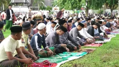 Salat Idulfitri di Lapangan Pahlawan Sumbawa Besar