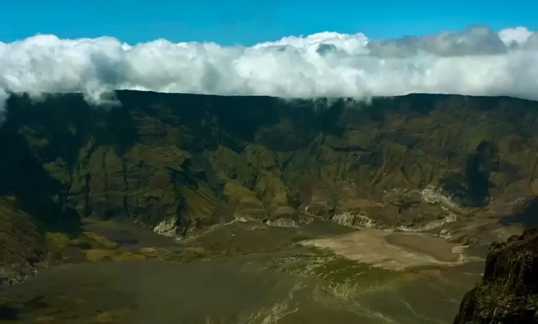 Pemandangan Gunung Tambora