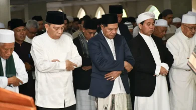 Salat Idulfitri di Lombok Timur