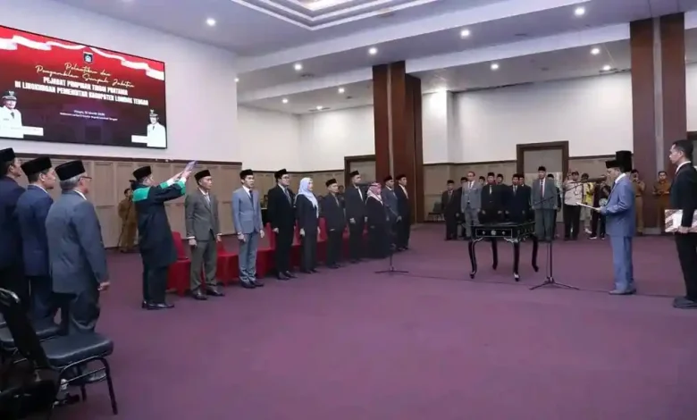 Bupati Pathul Lantik 9 Pejabat Baru Pemkab Lombok Tengah