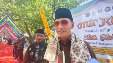 Wali Kota Mataram Hadiri Lebaran Topat di Makam Bintaro