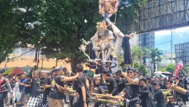 Harmoni Parade Ogoh-ogoh di Kota Mataram