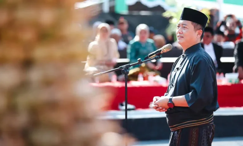 Gubernur NTB Lalu Muhamad Iqbal Lebaran Topat