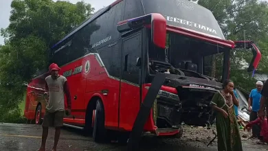 Kecelakaan Bus Mulya Jaya di Plampang Sumbawa