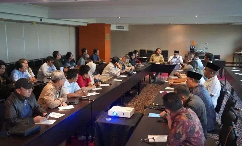 Unram menggelar sharing session kebijakan IKU Berdampak bersama Kemendiktisaintek pada Senin, 9 Maret 2026.