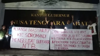 30 Tahun Jalan Soromandi Rusak, ke Mana NTB Makmur Mendunia