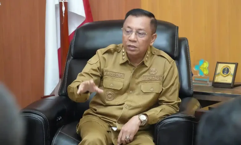 Wali Kota Bima, A. Rahman H. Abidin mendorong percepatan penanganan pungli dan ternak liar.