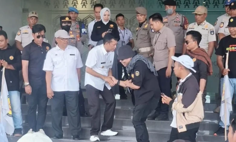 Bupati Lombok Tengah Beri Penjelasan soal Peluang PPPK Paruh Waktu Jadi Penuh Waktu
