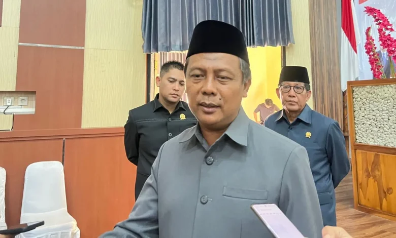 Bupati Sumbawa Barat Amar Nurmansyah Proyek Jogging Track Brang Ene