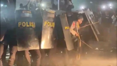 ​Dua Polisi Terluka saat Amankan Terduga Pencuri dari Amuk Massa di Lombok Timur