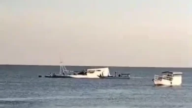 Perahu Motor Dian Laili Putri yang tenggelam di sekitar dermaga Desa Sangiang, Wera, Kabupaten Bima.