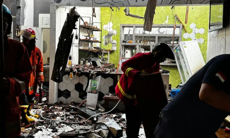 Kebakaran Kedai Kopi Nostalgic