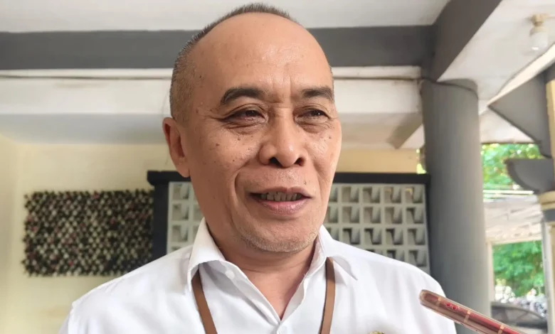 Kepala Dinas Perdagangan Kota Mataram Irwan Harimansyah Retribusi Pasar