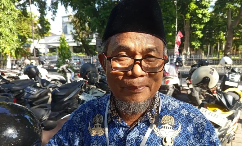 Lurah Pejanggik Mahnum