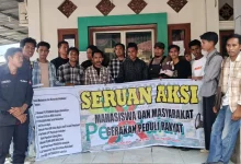 Mahasiswa Bima Geruduk Kantor Pegadaian