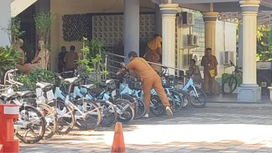 Pegawai Pemkot Mataram Mengeluhkan Kebijakan Pakai Sepeda ke Kantor