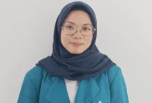 Mahasiswi Jurusan Komunikasi Penyiaran Islam UIN Mataram Rheza Firda Yan Masalah Sampah