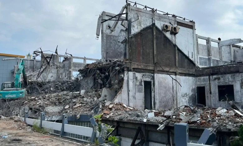 Sisa Bangunan Gedung DPRD NTB