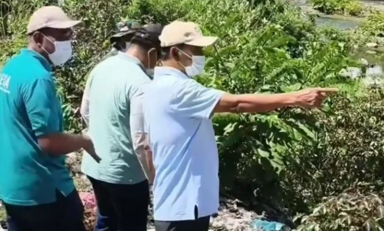 Tumpukan Sampah di TPS Sumbawa