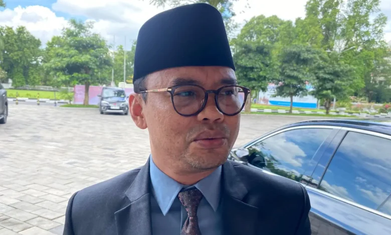 Wakil Ketua I DPRD NTB Lalu Wirajaya Belanja Pegawai Pemprov