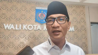Wali Kota Mataram Mohan Roliskana Pemkot