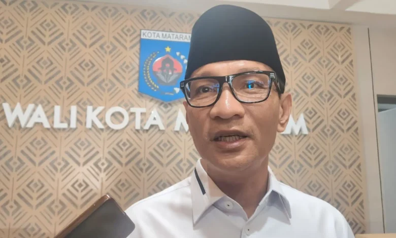 Wali Kota Mataram Mohan Roliskana Pemkot