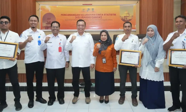 Wali Kota Bima, H. A. Rahman (keempat dari kiri) memimpin kegiatan pencanangan Kelurahan Cantik pada Rabu, 15 April 2026.