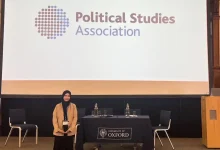 Mahasiswi asal Anjani, Lombok Timur, NTB, Fatimatuzzahro' Sholehuddin berhasil tampil mempresentasikan hasil risetnya di University of Oxford, Inggris.