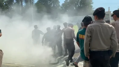 Aksi HMI MPO Ricuh di Kantor Gubernur NTB