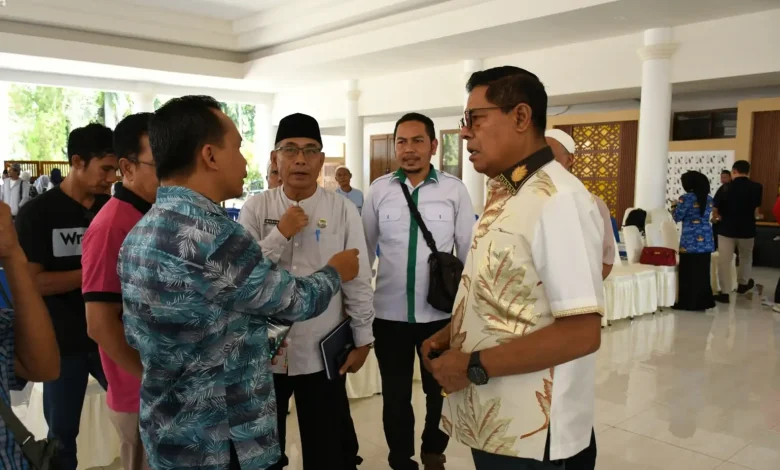 Bupati Lombok Timur Minta Peternak Ayam Lepas Ketergantungan pada Elpiji 3 Kilogram