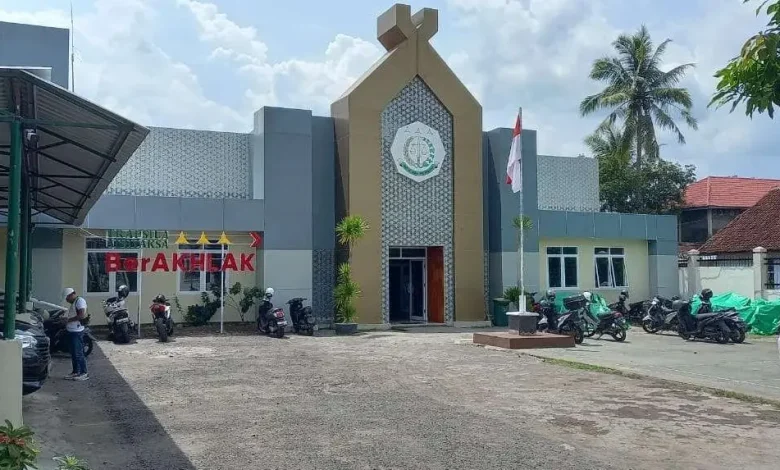 Gedung Kejari Dompu Kasus Dugaan Korupsi PKK