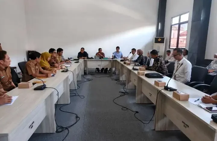 Komisi III DPRD NTB Raperda Pajak dan Retribusi Daerah