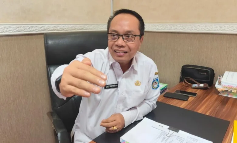 Asisten I Setda Kota Mataram Lalu Martawang Sapi Prabowo