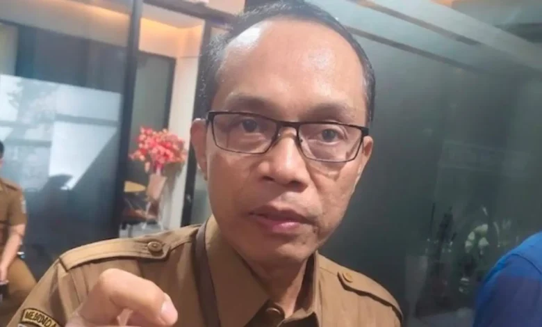 Asisten I Setda Kota Mataram Lalu Martawang Gas Elpiji 3 Kilogram
