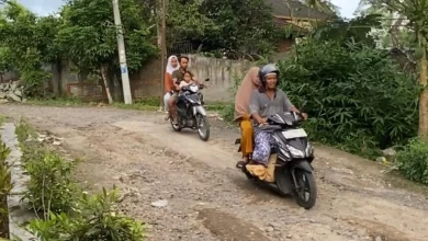 Jalan Rusak Polak Penyayang